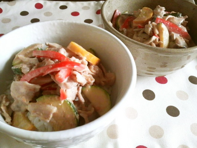ズッキーニと豚バラの味噌マヨ丼の画像
