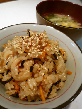 めんつゆで簡単♡ひじきの炊き込みご飯