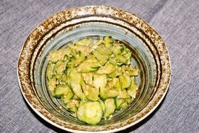 簡単すぎる☆きゅうりの味噌ごま和え