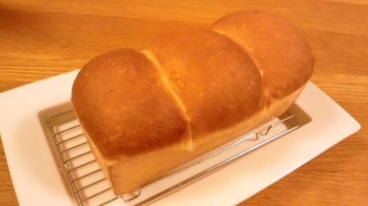テクいらず、究極の山型食パンの画像
