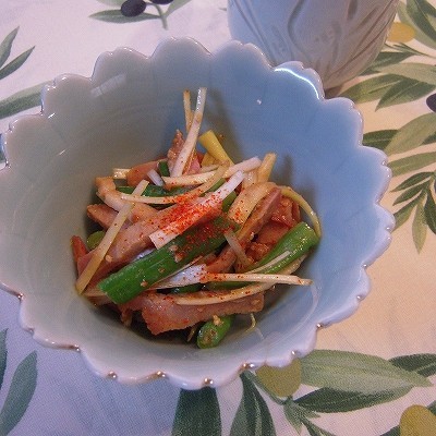 夏の簡単副菜＝ササゲと焼き豚の和え物の画像