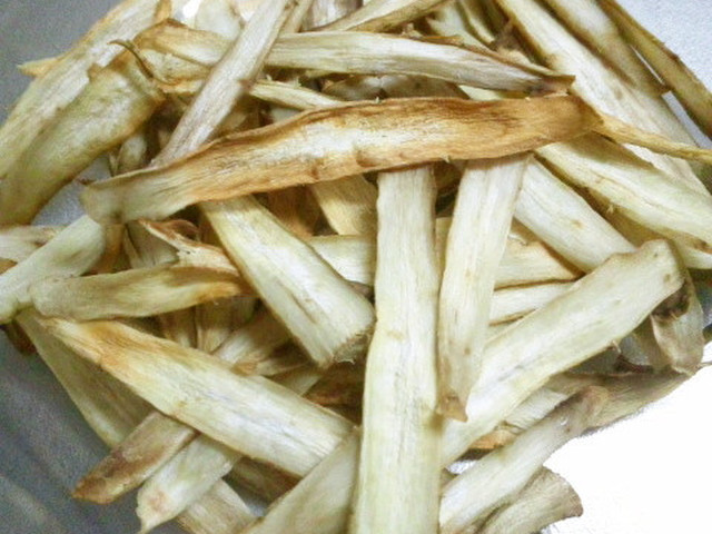 授乳中ママへ 乳腺炎回避 ごぼうチップ レシピ 作り方 By Pir0 クックパッド 簡単おいしいみんなのレシピが356万品