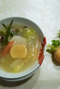 黄カブの野菜スープ