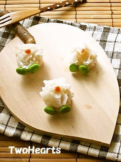 お弁当に❤シュウマイde白いお花の写真
