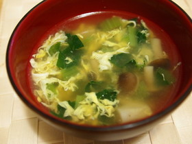 とろっと小松菜たまごの中華スープ