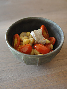 ひよこ豆と豚モモのトマト煮込み