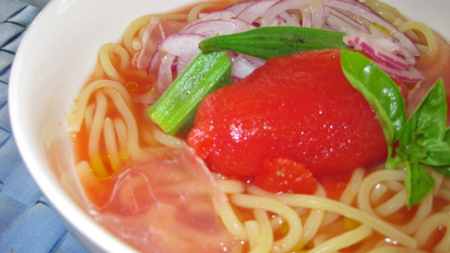 トマトの簡単冷やしラーメン レシピ 作り方 By Bellーりん クックパッド 簡単おいしいみんなのレシピが351万品