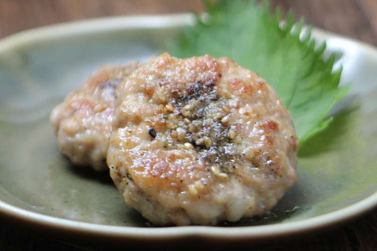 お弁当に 豚ひき肉のごま七味焼き レシピ 作り方 By Hoink クックパッド 簡単おいしいみんなのレシピが376万品