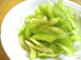 簡単☆セロリナムル