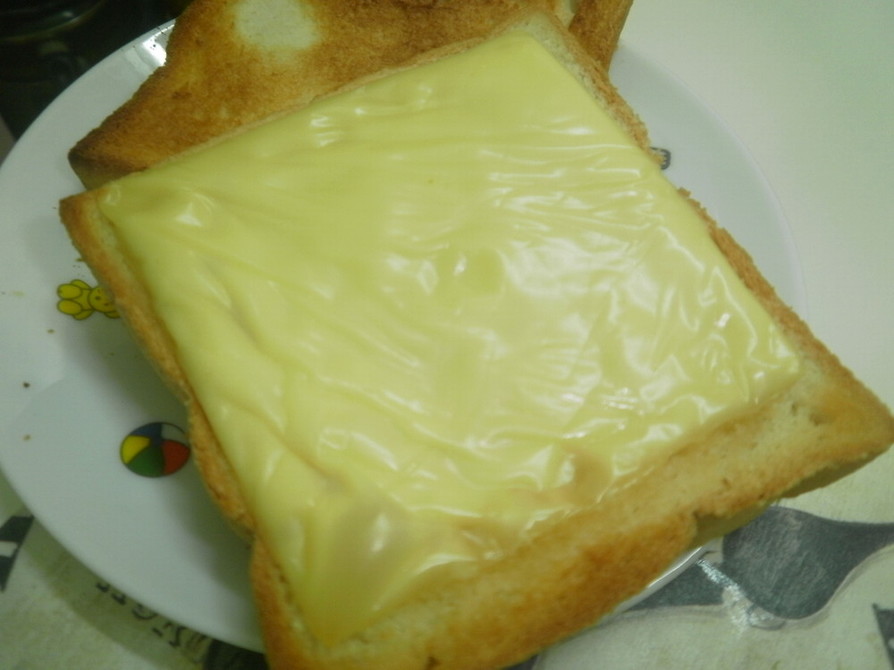 ハニーチーズトーストの画像
