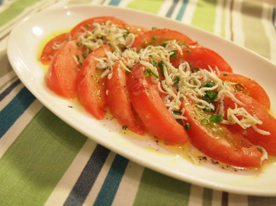 トマトのカルパッチョ＊しらすまみれの写真