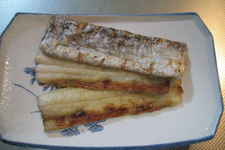 大人の味 タチウオの干物 酒風味 レシピ 作り方 By ゆりyo船長 クックパッド 簡単おいしいみんなのレシピが366万品