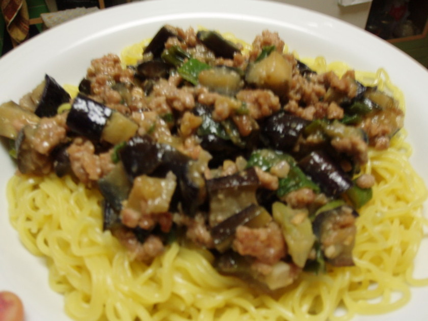 冷たい♪なすの肉味噌のっけラーメン by ひつじの子 【クックパッド】 簡単おいしいみんなのレシピが364万品 冷たい... 