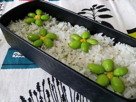 青昆布草原に枝豆コーンのお花ごはん♪