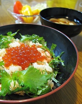 鮭といくらの香味おこわ