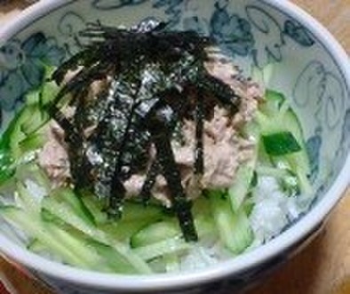 ツナマヨときゅうりの☆すし丼の写真