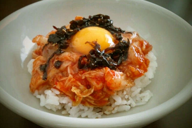 キムチ丼風 卵かけご飯 レシピ 作り方 By Cafecoron クックパッド 簡単おいしいみんなのレシピが359万品