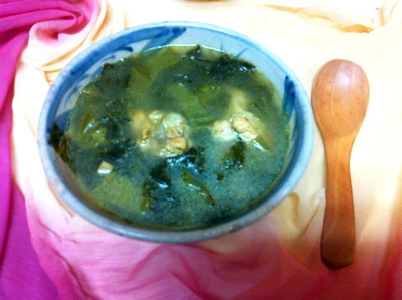 キャムツァイ・ケイ鹹菜鶏　（台湾料理）の画像