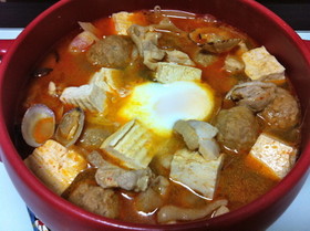 切って混ぜるだけの味噌チゲ