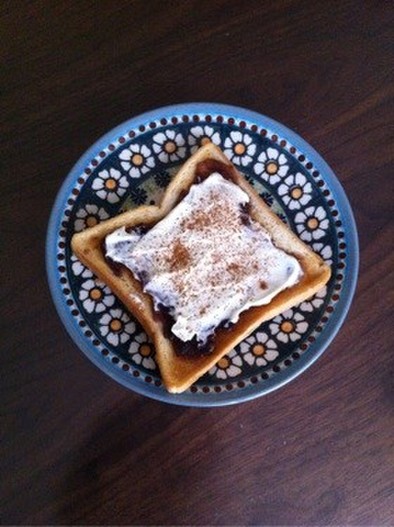 朝食に♬小倉トーストの写真