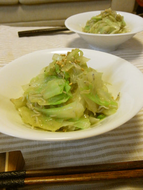 しらすと茹でキャベツの絶品サラダ