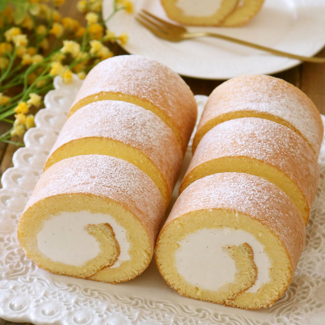 ふわふわロールケーキ 共立て レシピ 作り方 By Nyonta クックパッド 簡単おいしいみんなのレシピが378万品