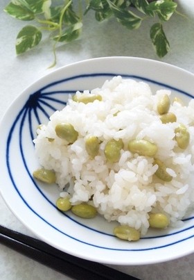青大豆で*ほっくりお豆ごはん