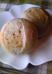 オリーヴオイルとハーブのプチパン