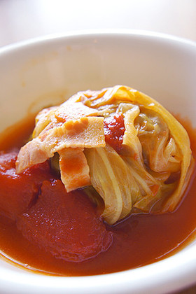 トマト缶で簡単♪ロールキャベツ