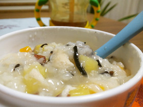離乳食☆炊飯器で簡単炊き込みお粥~中期~
