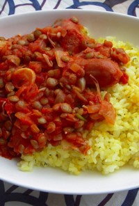 トマト缶で簡単ソーセージとレンズ豆煮込み