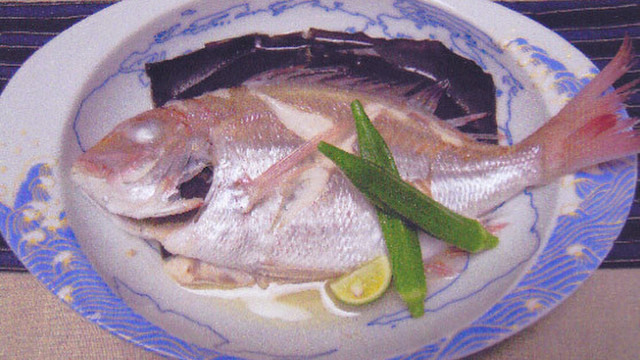 チダイのお手軽酒蒸し レシピ 作り方 By 有田焼卸団地協同組合 クックパッド 簡単おいしいみんなのレシピが375万品