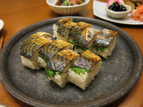 簡単☆おいしい♪焼き鯖寿司