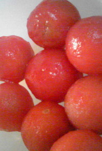 離乳食が簡単！冷凍トマトの皮剥き方法