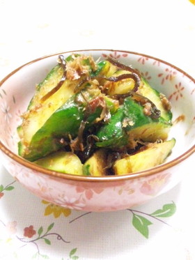塩昆布&かつお節で きゅうりのお漬け物