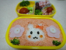キャラ弁 動物 うさぎ お花畑 そぼろ