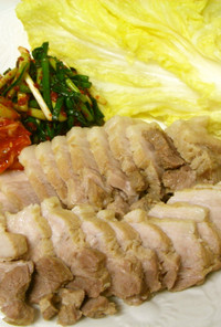 韓国　茹で豚　ポッサム