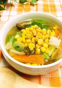 飽きずにスープ生活③　野菜コンソメスープ