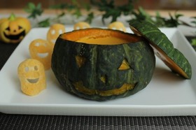 ハロウィンに♪簡単丸ごとかぼちゃプリン!
