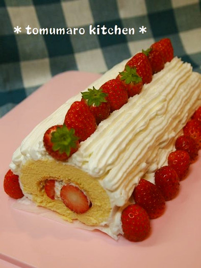 ふわふわイチゴロールケーキの写真