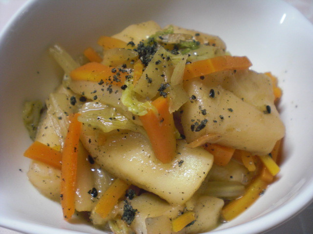 はんぺんと白菜✿ごま風味の煮びたしの画像