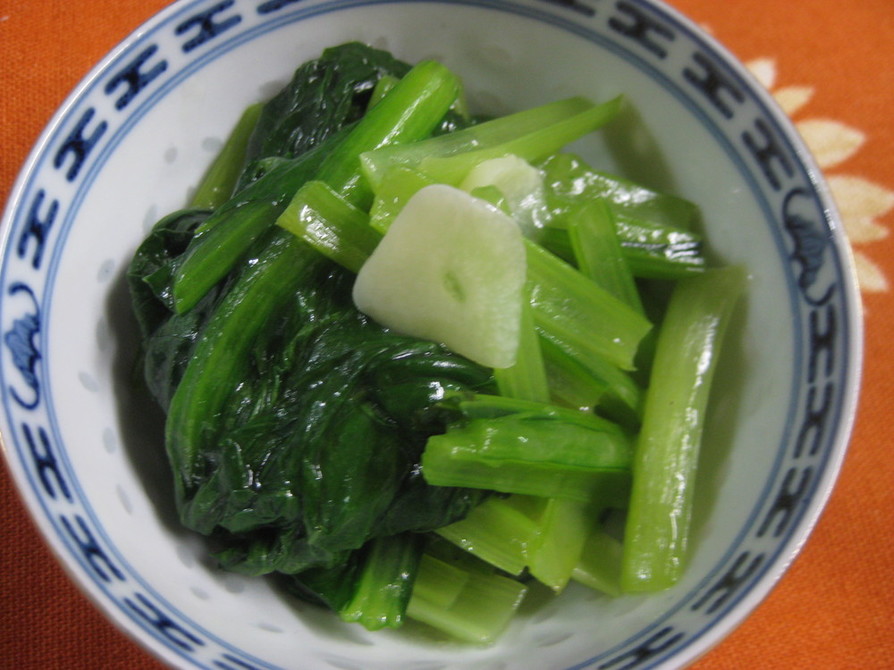 青菜炒め（茎と葉を分けて調理）の画像