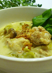 鶏手羽元と白菜のピリ辛エスニック風スープ