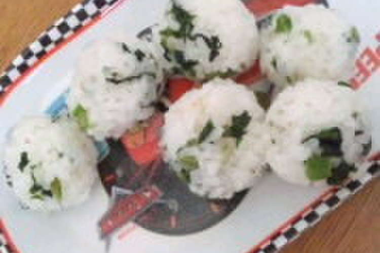 幼児食に ほうれん草としらすのおにぎり レシピ 作り方 By ﾚｫﾏｰﾏ クックパッド 簡単おいしいみんなのレシピが361万品