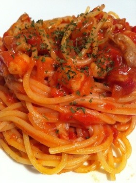 海老とチキンのトマトクリームパスタ☆