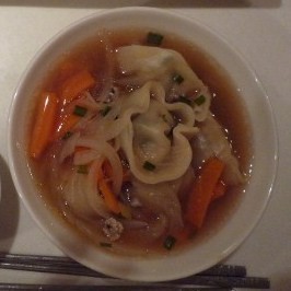 餃子スープ（マンドゥクック）の画像