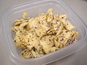 糖質制限 電子レンジで♪油揚げチップスの写真
