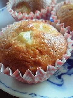 サツマイモと豆乳のカップケーキ