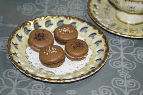 ほうじ茶&ゴマのマカロン♪(マロンバター