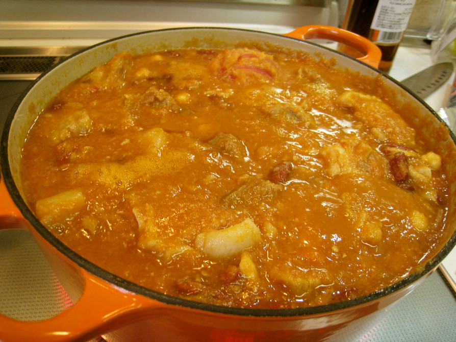 ヒヨコ豆と赤インゲン豆の豚トマト煮の画像